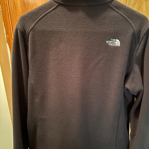 Barely Worn Maybe Twice! Ladies North Face Black Fleece size (XL). - Picture 3 of 3
